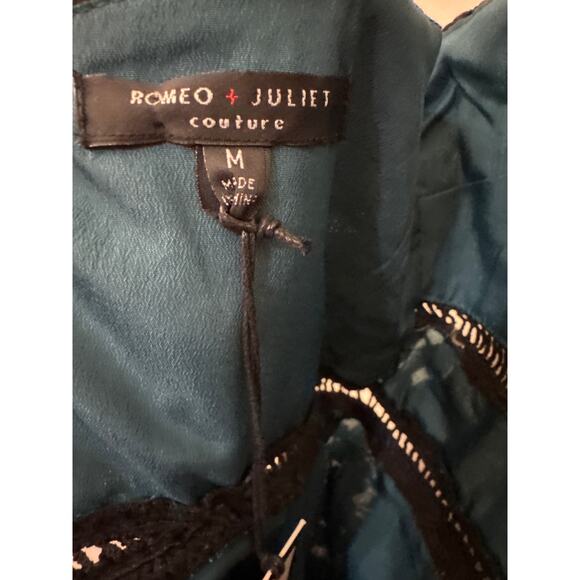 *NWT* Romeo and Juliet Black and Teal Lace Overlay Dress -  Size Medium - Picture 4 of 10